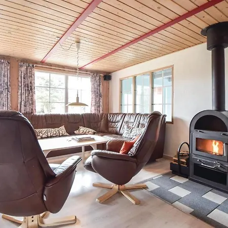 6 Bedroom Beautiful In Nyaraló *